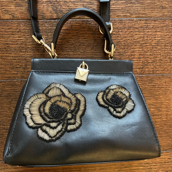 Michael Michael Kors Gramercy Frame Beaded Rose Black/Gold - Picture 2 of 8